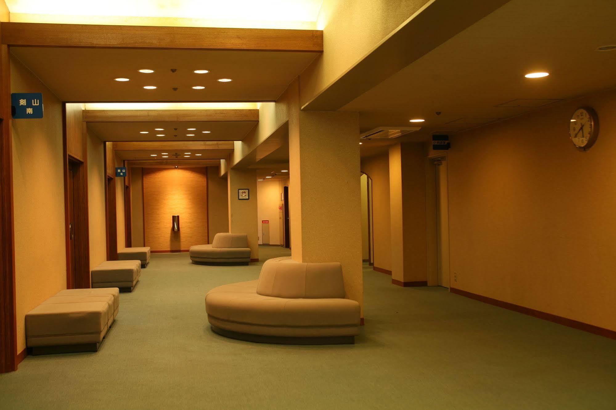 Awanosho Hotel มิโยชิ ภายนอก รูปภาพ